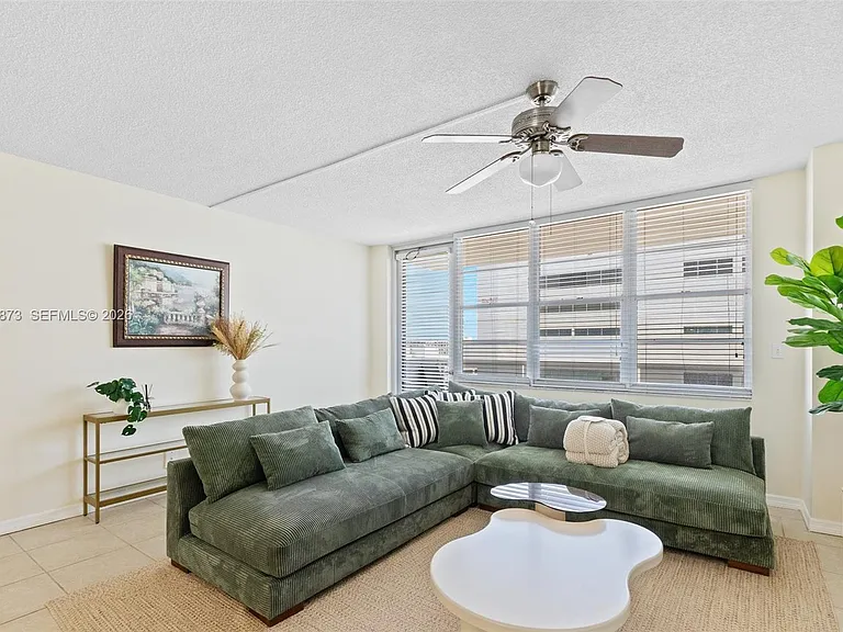 3725 S Ocean Dr #921 — Photo 8