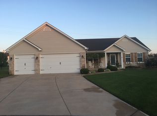 51 Sinclair Ct, O'Fallon, MO 63366