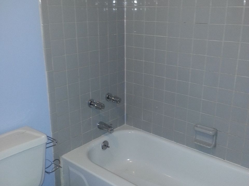 1st image of 5812 S King Dr #3