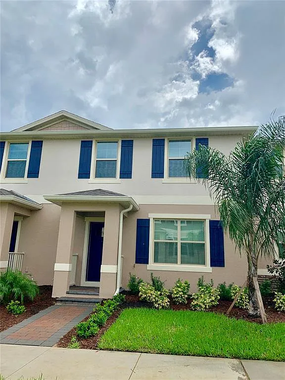3 bed, 2.5 bath, 1451 sqft, $2,650 — Photo 3