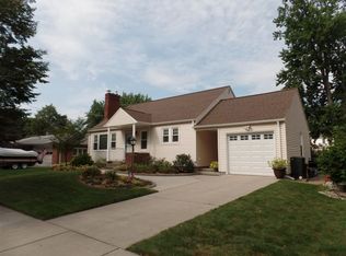 306 Birney St, Essexville, MI