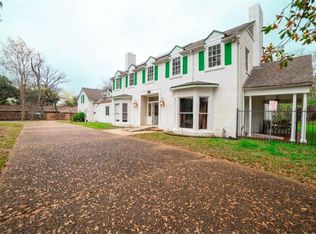 204 W Dallas St, Conroe, TX 77301