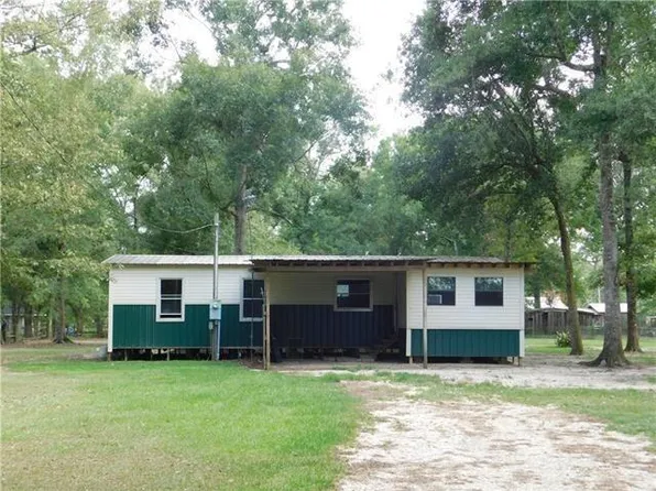 12480 A Robertson Rd, Tickfaw, LA 70466