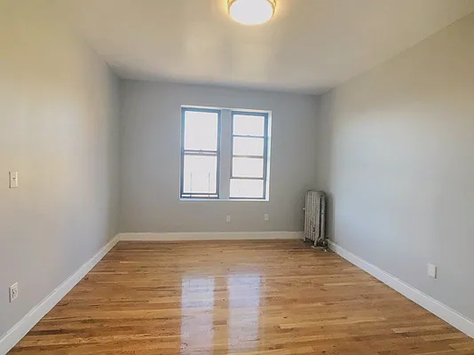 Rented by Bohemia Realty Group | media 10