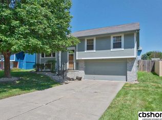 10109 S 14th St, Bellevue, NE 68123