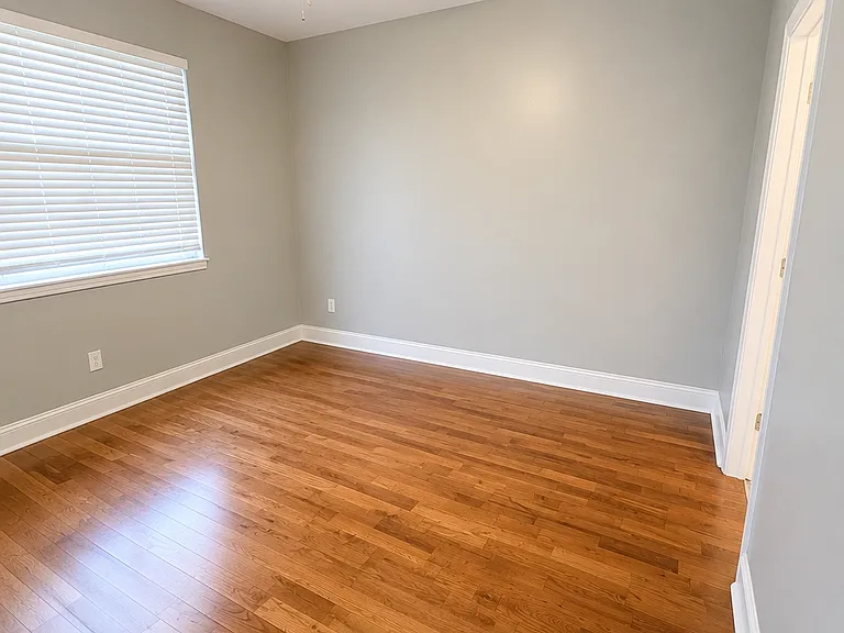 4310 W 14th St #2 — Photo 10