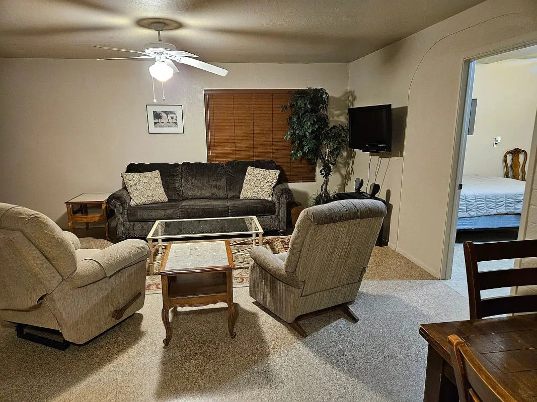 2 bed, 1.0 bath, 1250 sqft, $1,450 — Photo 4
