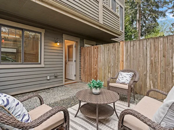 1017 NE 125th Street #B, Seattle, WA 98125