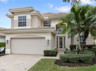 11724 Carradale Ct, Naples, FL 34120
