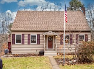 366 W Main St, Hebron, CT 06248