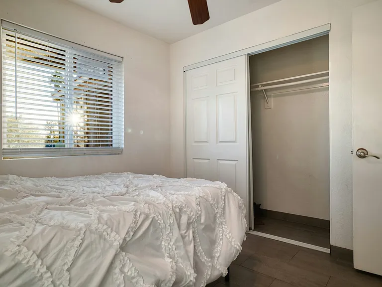 406 E Washington Ave #B — Photo 16