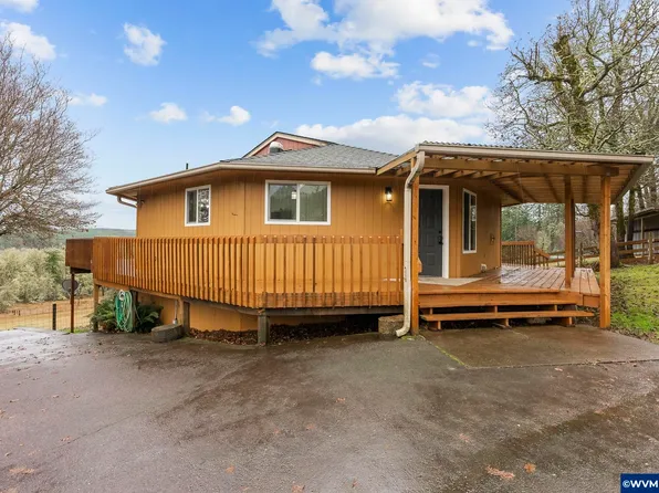 39200 Mountain Home Dr, Lebanon, OR 97355