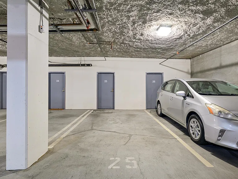 435 Sheridan Ave #201 — Photo 59