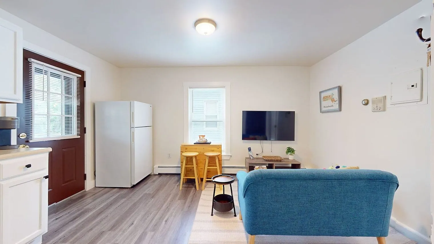 1 bed, 1.0 bath, 419 sqft, $4,605 — Photo 1