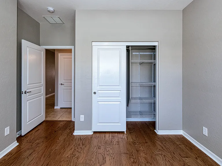 2405 Sky Watcher St — Photo 15