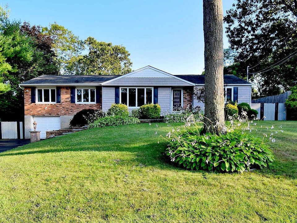 1st image of 12 Lolly Ln