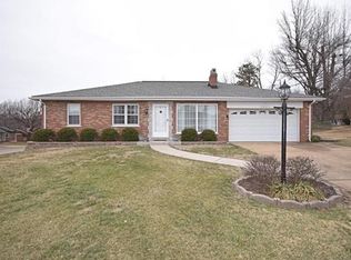 9865 Knollshire Dr, Saint Louis, MO