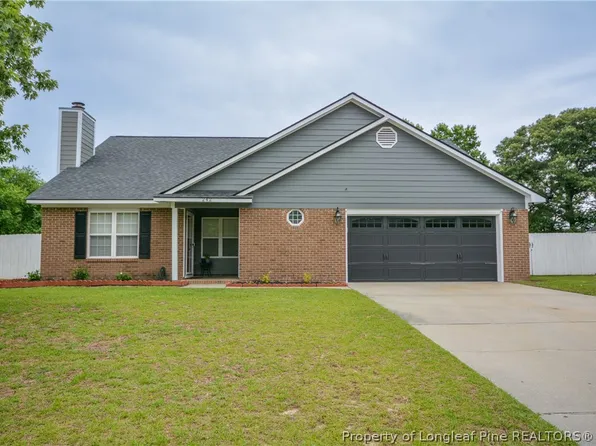 242 Heartwood Dr, Raeford, NC 28376