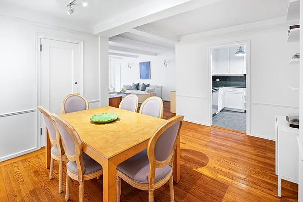 Sold by Compass | media 2