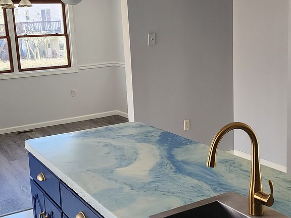 Kitchen Island