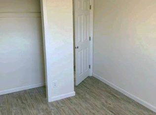 152 W 77th St #2, Los Angeles, CA 90003