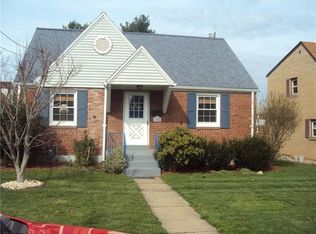 1708 Ellsworth Ave, Carnegie, PA 15106
