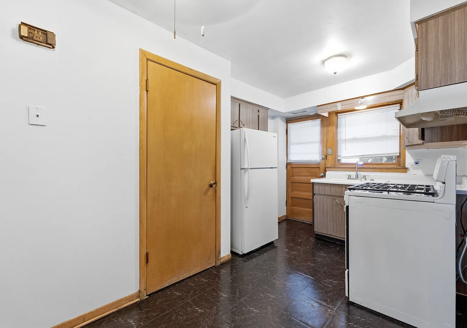 1 bed, 725 sqft, $1,250 — Photo 4