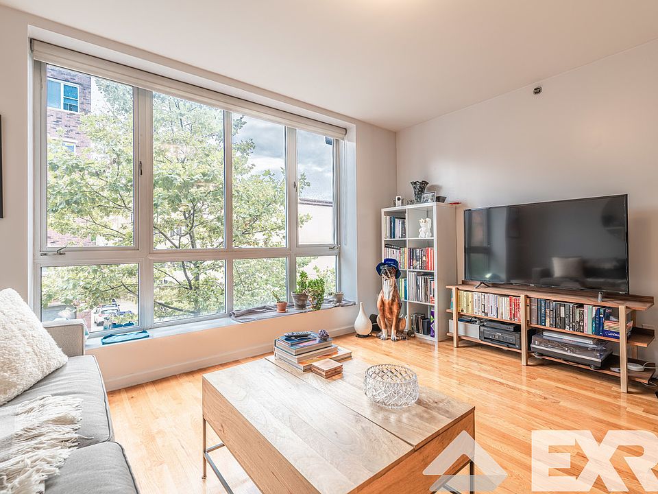 1st image of 324 Grand Ave #2L