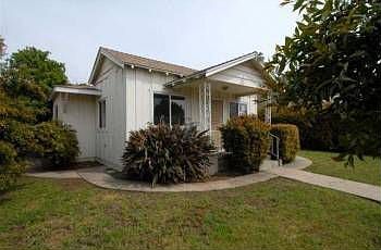1st image of 3835 45th St