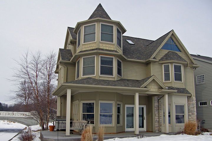1st image of 1701 Lakeshore Dr