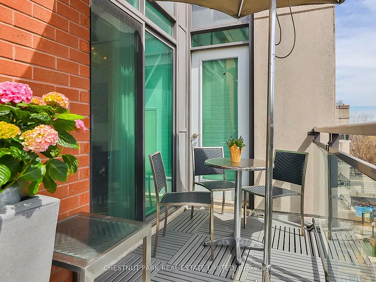 319 Merton St #514 — Photo 35