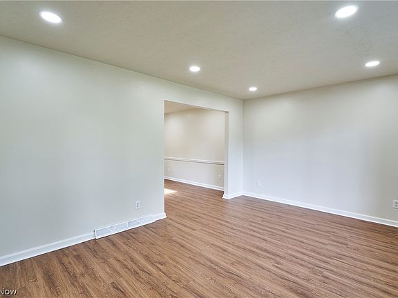 2nd image of 4368 Norona Dr