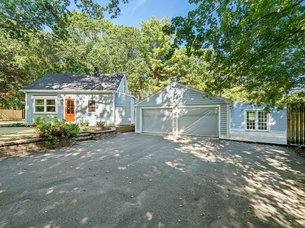 37 Malden Ave, Marshfield, MA 02050