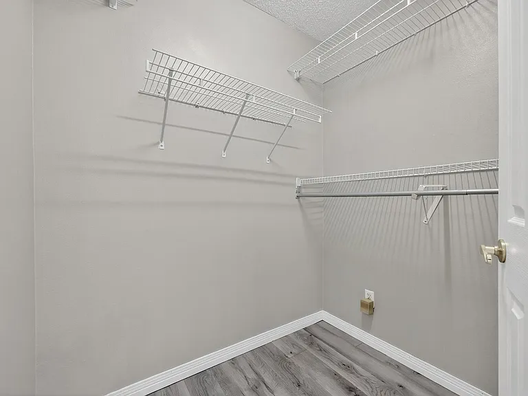 3 Neptune Dr — Photo 31
