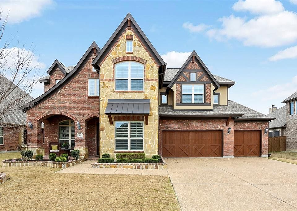 1st image of 961 Sagebrush Dr