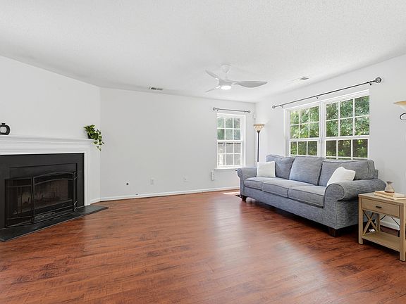 2nd image of 5905 Endsley Ct
