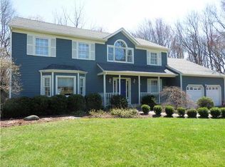 16 Sheep Meadow Dr, Monroe, CT 06468