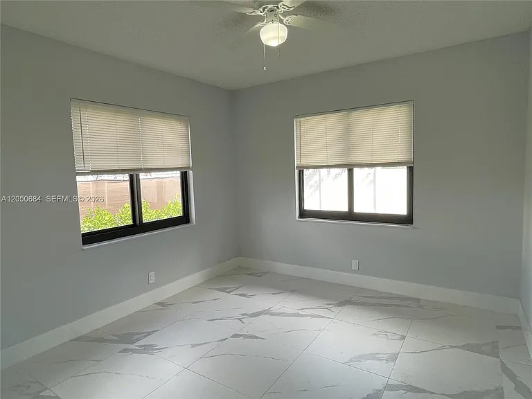 1370 NW 3rd St — Photo 17