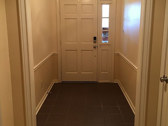 2nd image of 2908 Ash St