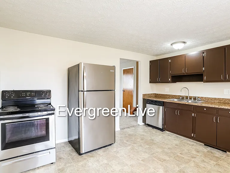 1799 Penfield Rd E — Photo 5