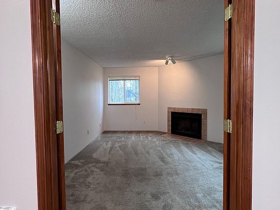 5th image of 10522 Lake City Way NE APT 301