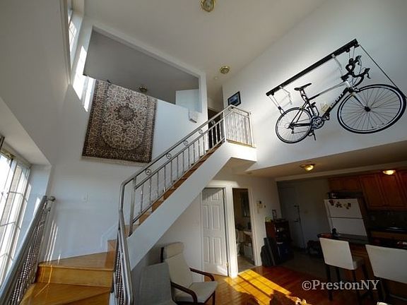 2nd image of 667 Grand St APT 4b