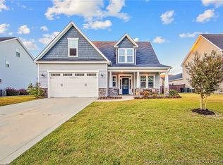 321 Wishaw Ct, Hope Mills, NC 28348