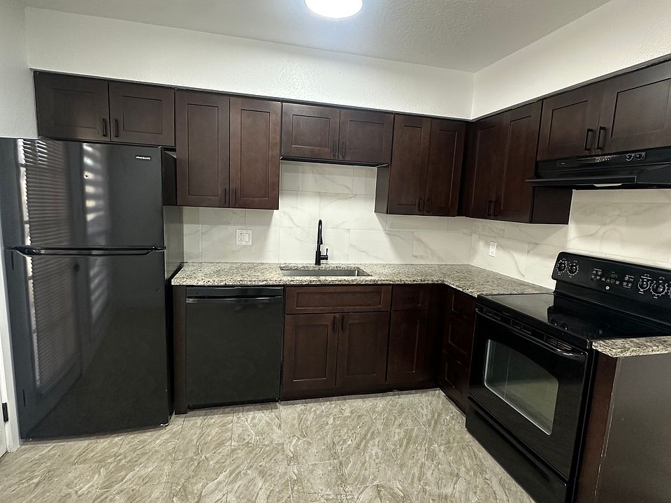 1st image of 385 Wymore Rd APT 201