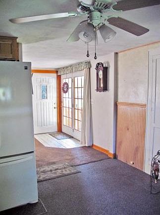 5th image of 3645 Hoover Ave
