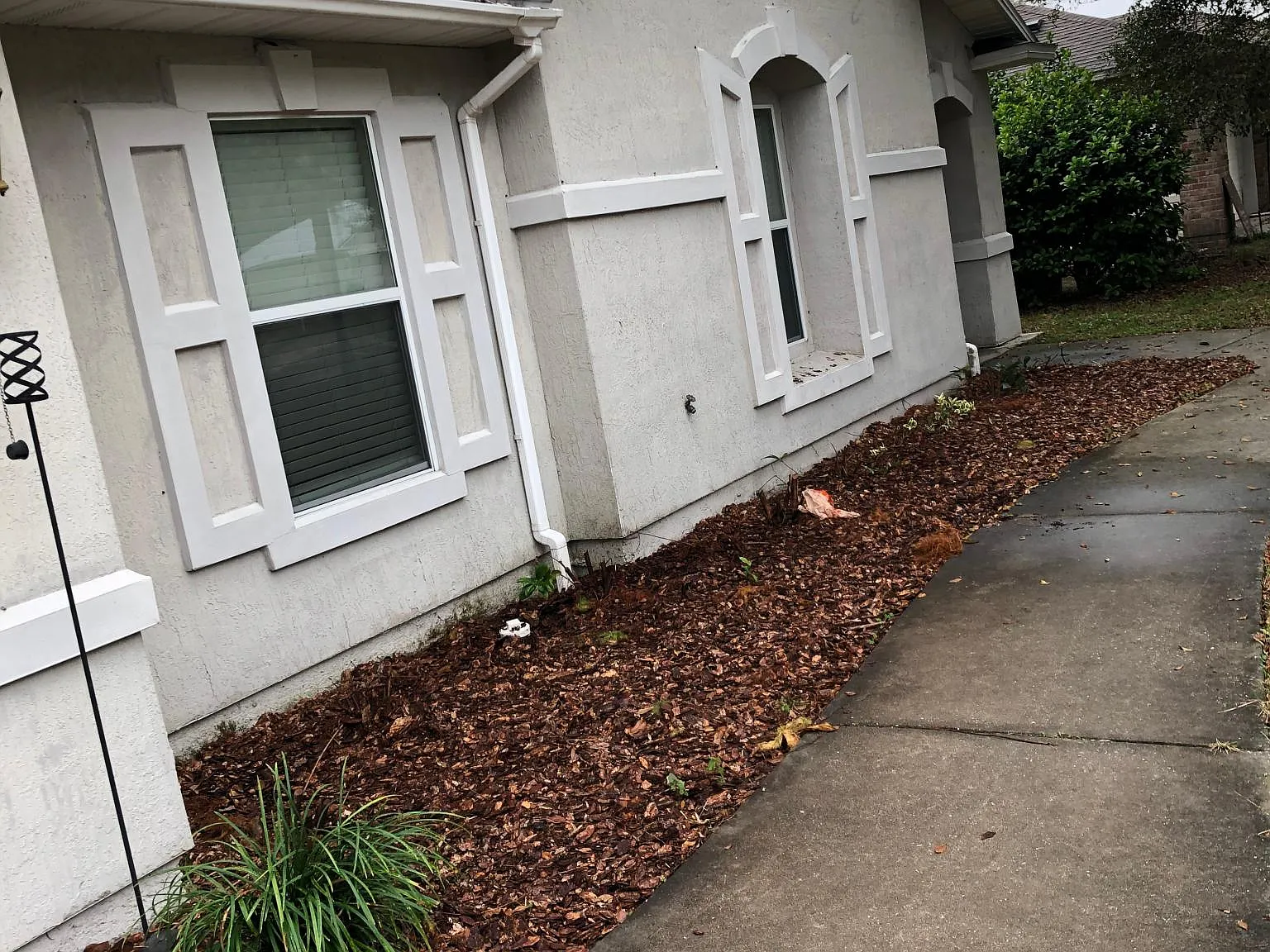 3 bed, 1637 sqft, $2,100 — Photo 3