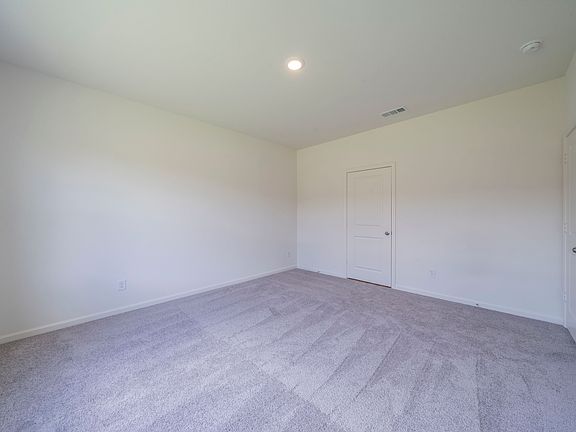 3rd image of 1872 Everglades Dr