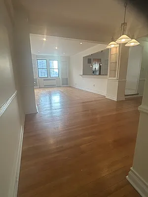 Rented by Alex Tembelis, LREB | media 1