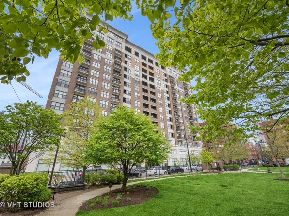 849 N Franklin St Unit 1107, Chicago, IL 60610