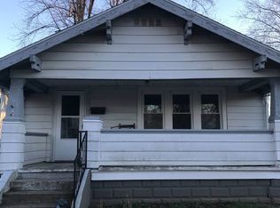 307 Walnut St, Chesterfield, IN 46017